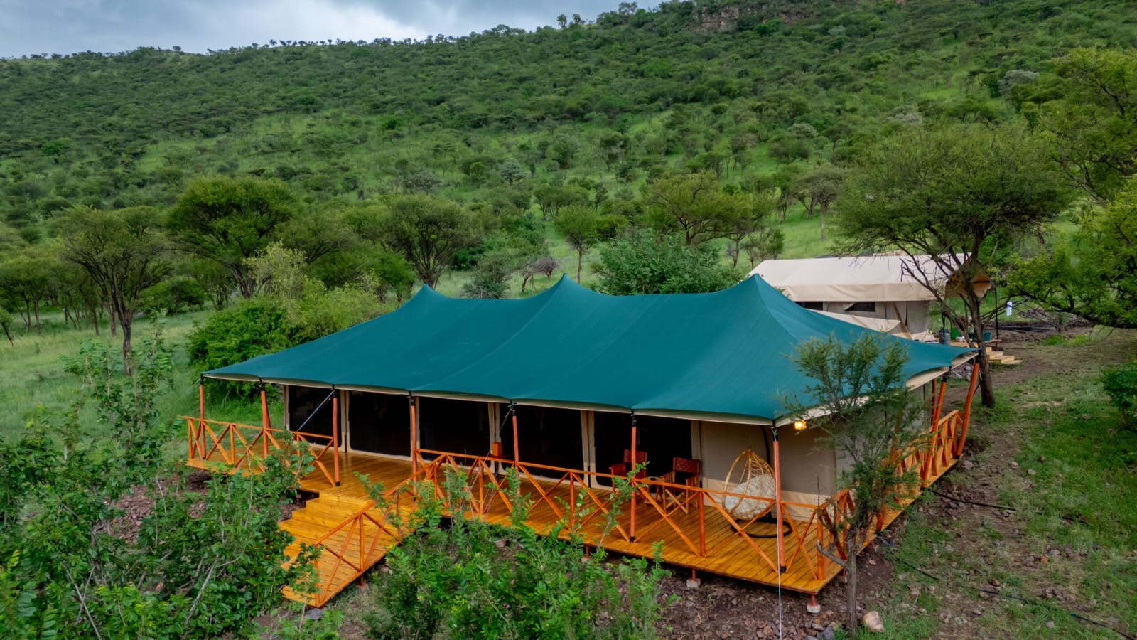 depends on the seasonal zone used. Accommodation Central Serengeti or transit-area camp